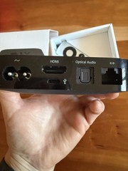 Apple TV (3rd Generation) 8GB Digital HD Media Streamer – Black