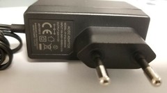 100 X EU Wall Plug w/USA adapter 3.5mm x 1.35mm 5V/2A for Mag520,Mag540,Mag544w3