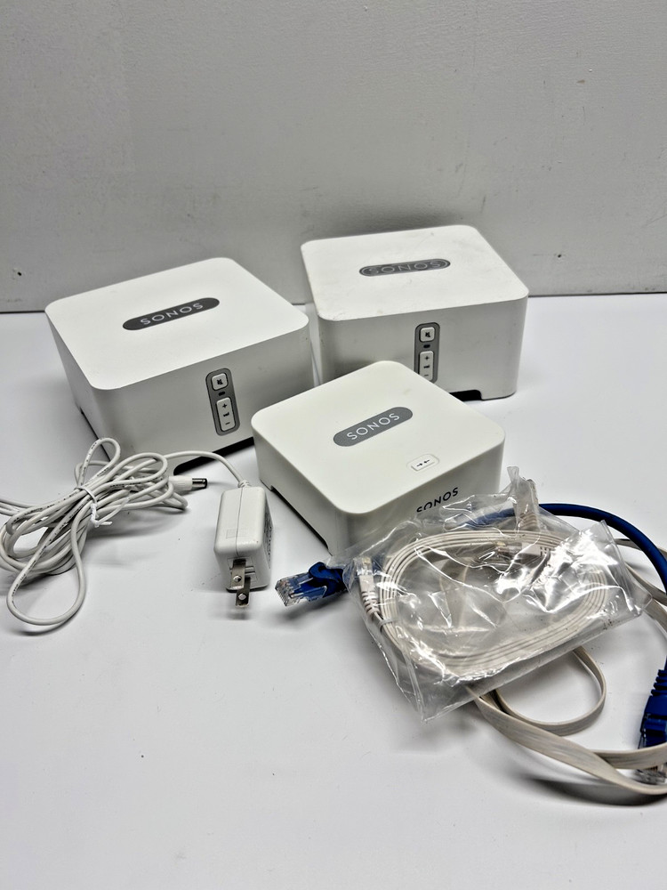 Mixed Lot of 3 Sonos. Connect/Zone/Bridge. 1st Gen. Untested