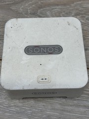 Sonos ZoneBridge BR100 Multi-Room Music System Wireless Bridge White Used