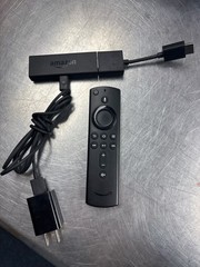 USED AMAZON LY73PR FIRESTICK HOME MEDIA STREAMING DEVICE W/REMOTE (QUC025311)