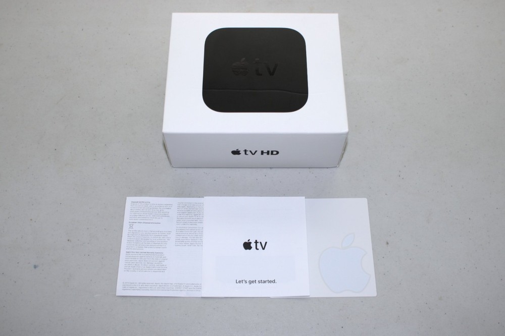 *EMPTY BOX ONLY W/ STICKER/INSERTS* Apple TV MR912LL/A Model: A1625 *EMTPY BOX*