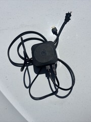 Apple TV 3rd Generation Media Streamer A1469 With Cables , No Remote