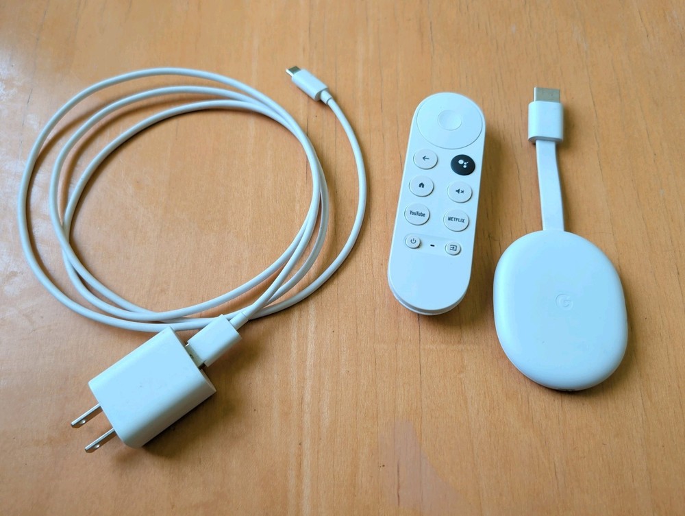 Google Chromecast GZRNL 4K UHD with Power and Remote Tested