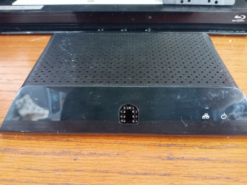 Slingbox Solo SB260-XXX. Works good, no power cord.