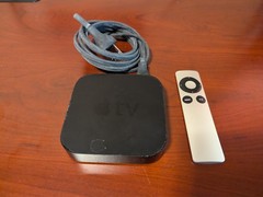 Apple TV Model A1427 (3rd generation) with Remote and Power Cord