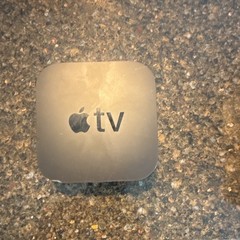 Apple TV 4th Gen 32GB 1080p HD Media Streamer AirPlay HDMI MR912LL/A