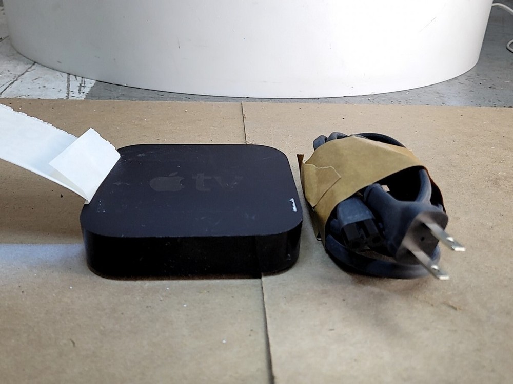 Apple A1469 Apple TV (3rd Gen) Media Streaming Device SEE NOTES