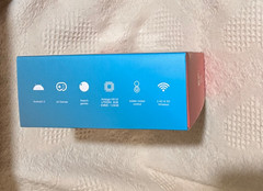 M77 Android TV Game Box 4K 8K HDR 5G w/ 2 Wireless Controllers New