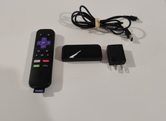 Roku 3900x Streaming Device – W/ Remote & Power Cord – Tested Working