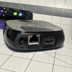 Roku 3 1080p HD Media Streamer 4200X – Headphone Jack Remote – OEM Power Adapter
