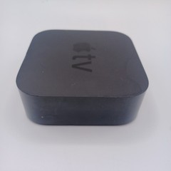 Apple TV (4th Generation) 32GB HD Media Streamer – Black (FGY52LL/A)