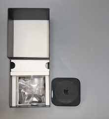 Apple TV HD 4th Gen A1625 -EMC 2907 – Pelase read Description.