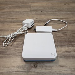 Air TV Player UIW4010ECH Streaming Media Player *No Remote*Untested