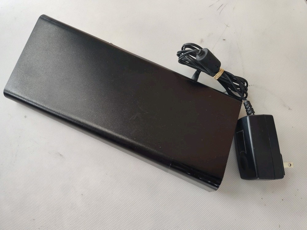 SLINGBOX 500 Digital Media Streamer SB500 Powers On w/ HDMI Cable