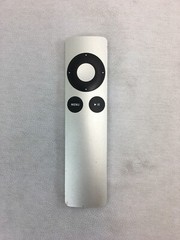 Apple TV A1378 Media Streamer 2nd Generation 8GB w/ Remote & Power Supply #6215