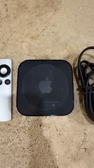 Apple TV HD 4th Gen A1625 MR912LL/A 2GB RAM 32GB w/Power Cable and A1294 Remote
