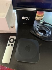 Apple TV Digital HD Media Streamer 1080p AirPlay Black w/ Remote Power Cord
