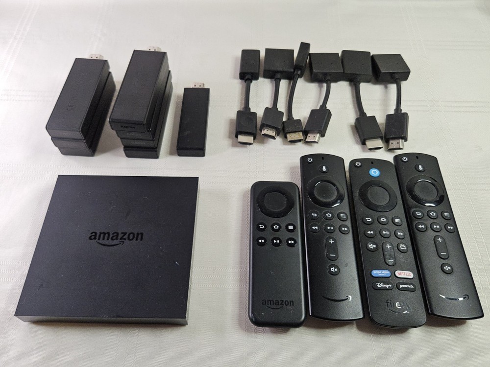 LOT OF 8 Amazon Fire TV Sticks – 4 Remotes – 6 HDMI Extensions TESTED! READ!