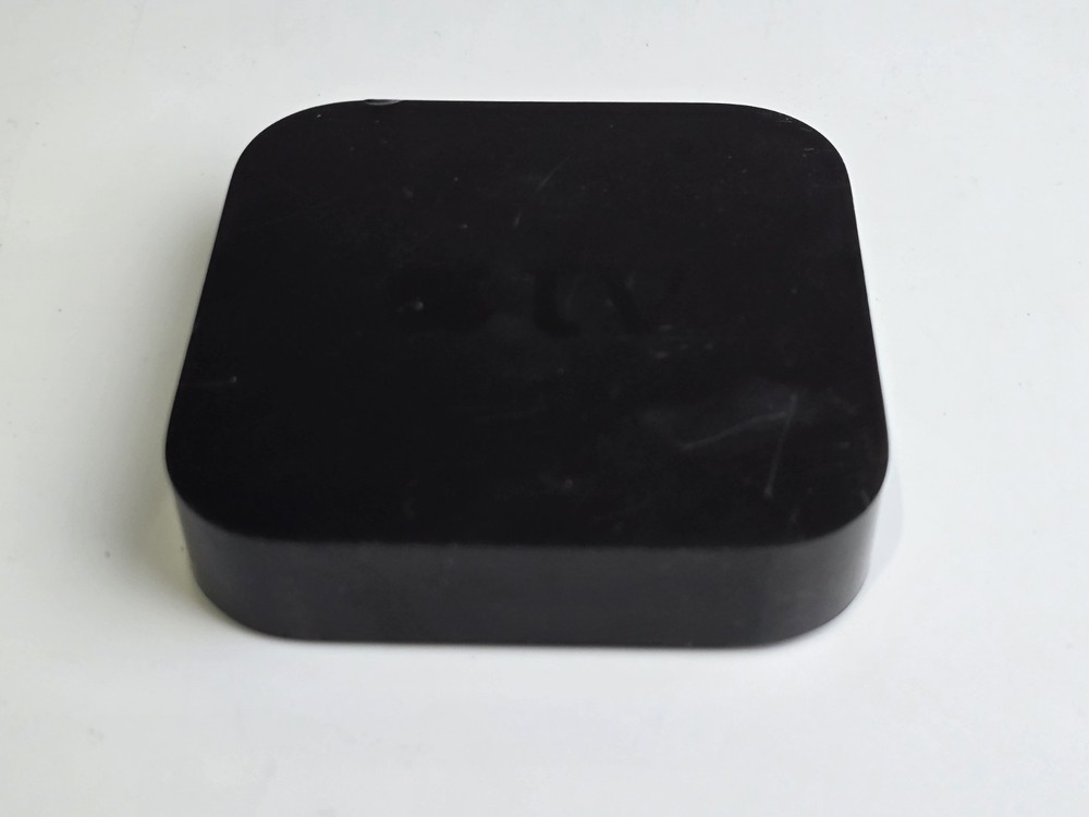 Apple TV (3rd Generation) A1427 /A1469 8GB HD Media Streamer – Black Unit Only