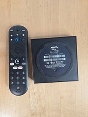 Xumo Stream Box 4K UHD Streaming Media Player w /Remote NO CHARGER Uses A Type C
