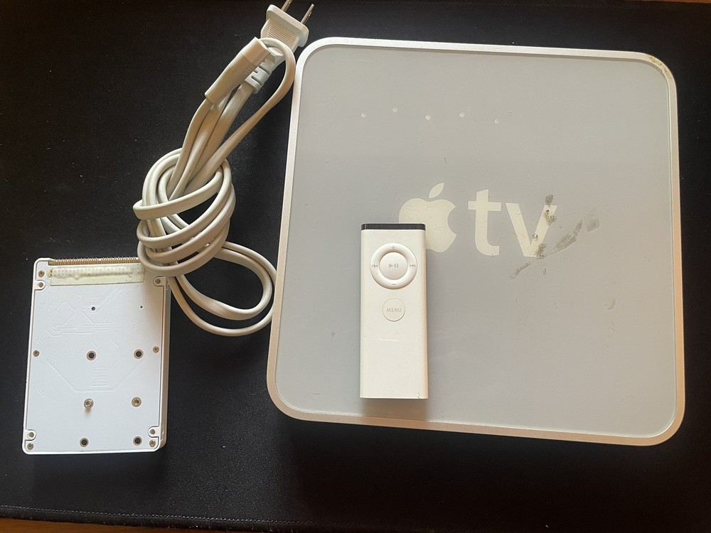 Apple TV 1st Gen with PATA to SATA adapter, Remote, and Power cord