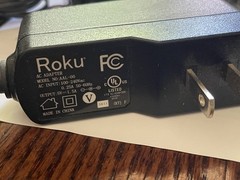 Roku 2 XS Media Streamer 3100X, remote, and power supply READ DESCRIPTION