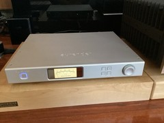 Aurender A10 Streamer with built-in DAC , Remote Control. $5500 retail