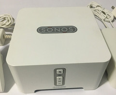 Sonos ZP80 Receiver, BR100 Bridge, and CR200 charging Dock and Remote