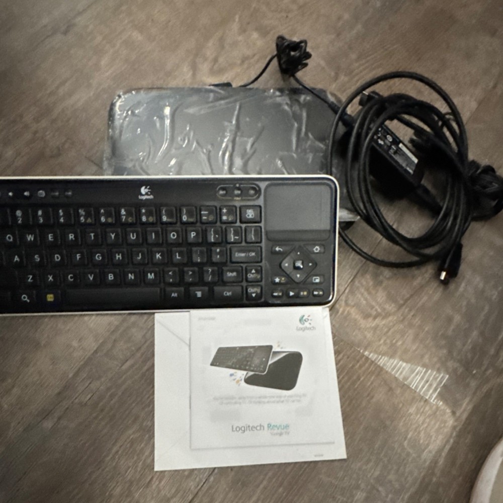 Logitech Revue Media Streamer Box Black HDMI Ethernet Keyboard Controller