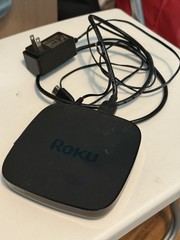 Roku Ultra LT HD 4K HDR Media Streamer Works Great , No Remote