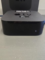 Apple TV A1625 MGY52LL/A HD 32GB Media Streamer 4th Generation