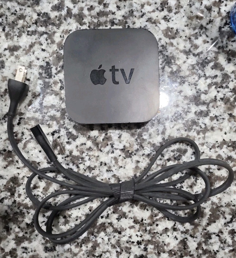 Apple Tv model a1469 w/Cord – Excellent condition/Working!