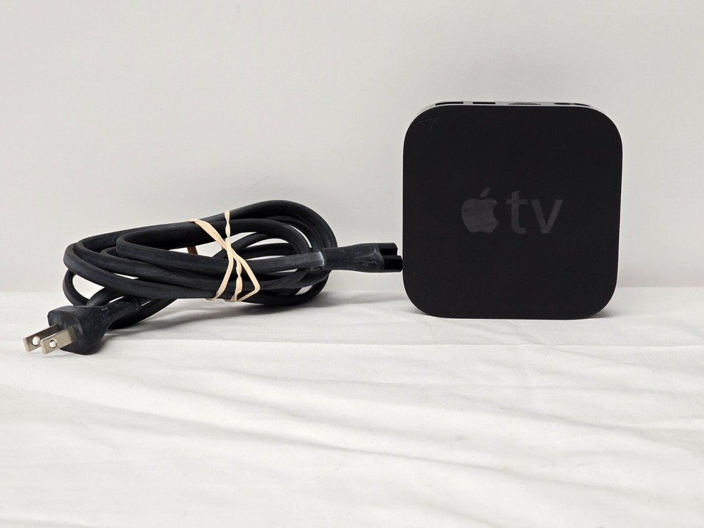 TV Apple OEM A1427 HD Media Streamer – Genuine Apple Remote w/ AC (Black)