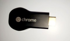 Google Chromecast HDMI Streaming Media Player Black 1st Gen USB Cable Boxed