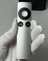 Apple TV 2nd Generation Media Streaming Player 720p HD Model A1378 MC572LL/A