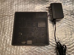 Roku HD (1st Generation) Media Streamer 2000C – Black