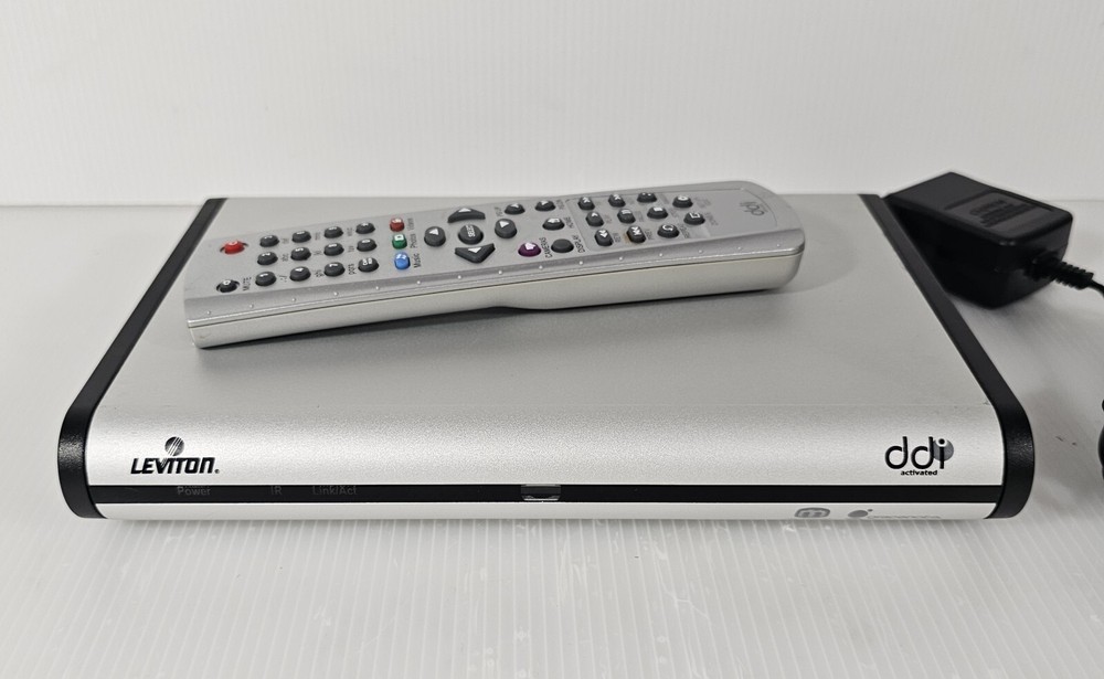 Leviton Media Digital Player DP210 Silver