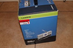 LINKSYS 2.4 Ghz 802.11b Wireless B Music System WMLS11B Digital Media Streamer