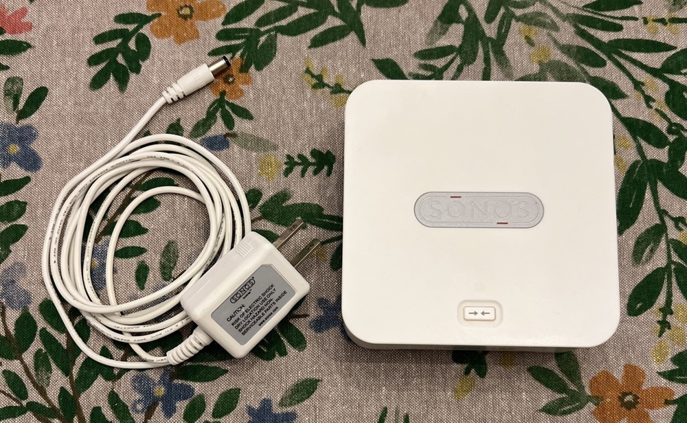Sonos BRIDGE Wireless Network With Genuine Sonos Power Adapter BR100 Zone Bridge