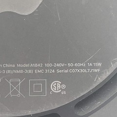 Apple TV 4K 1st Gen 32GB Digital HD Media Streamer WiFi + Ethernet