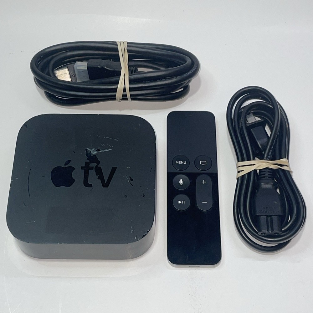 Apple TV 32GB HD Media Streamer Model A1842 w/Remote & Cables Tested