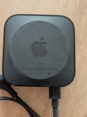 Apple TV (4th Generation) 32GB HD Media Streamer – Black (MR912LL/A)