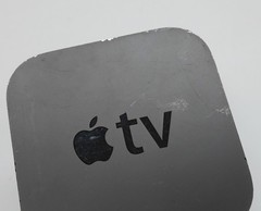 Apple TV 4th Generation A1625 32GB HD Media Streamer MGY52LL/A