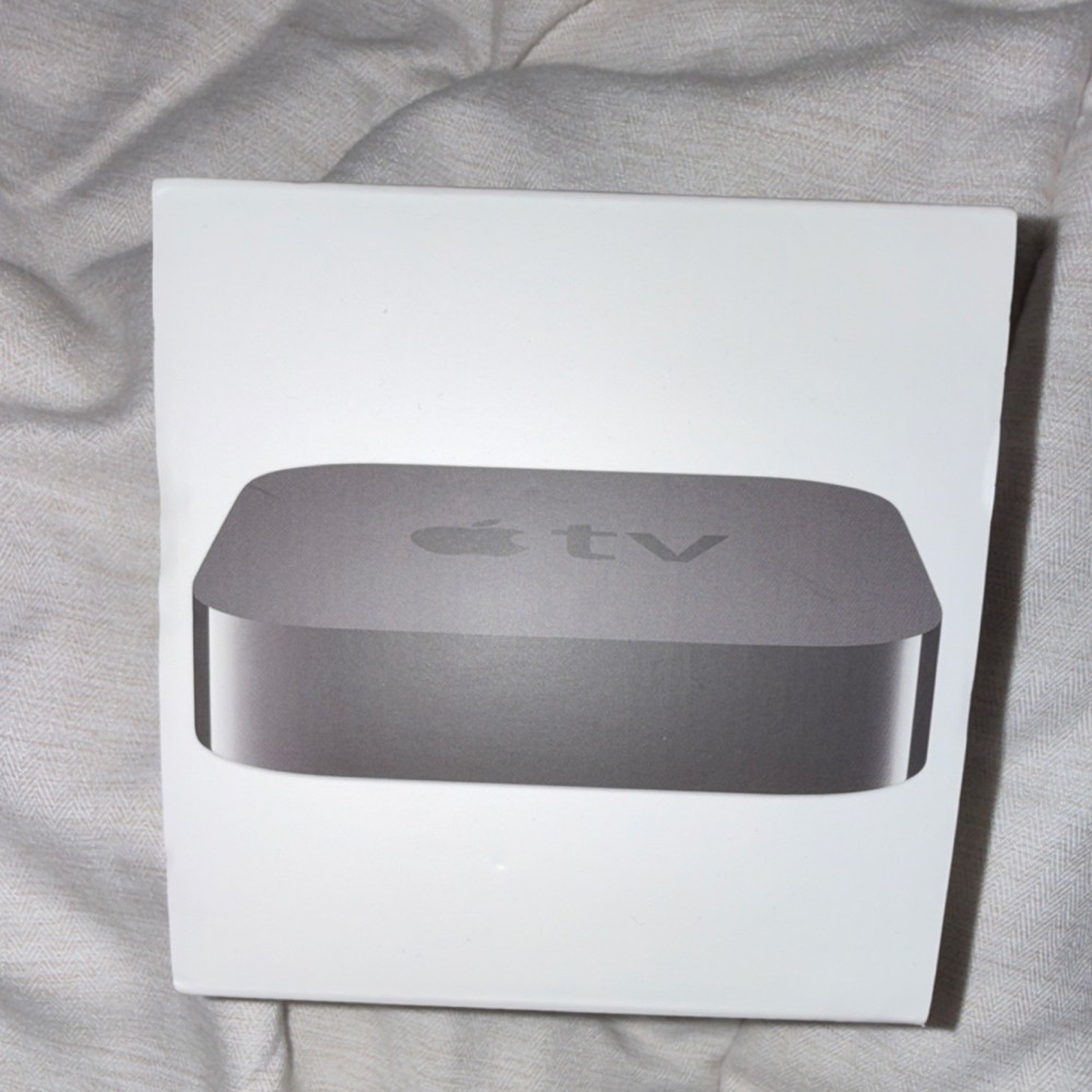 Apple TV Digital HD Media Streamer HDMI with Remote, Setup Guide & Power Cable
