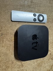 apple tv 1st generation black with remote