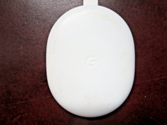 Google Chromecast 4K GZRNL Media Streamer White – With Remote / Main Unit