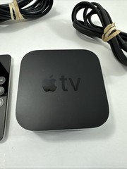 Apple TV 32GB (4K 1st Gen) (MQD22LL/A) Media Streamer A1842 w/ Remote