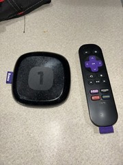 Roku 1 (3rd Generation) Media Streamer 2710X – Black
