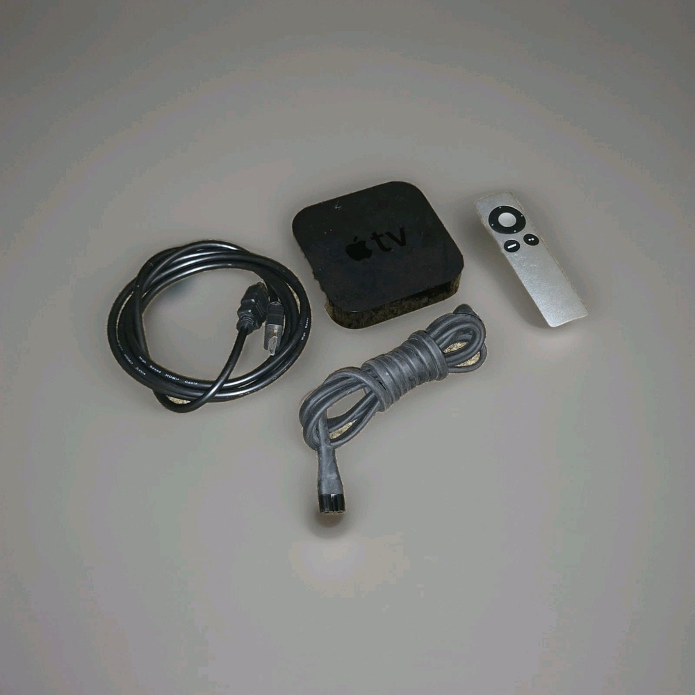 Apple TV (3rd Generation) Smart HD Media Streaming Player A1469 w/Remote